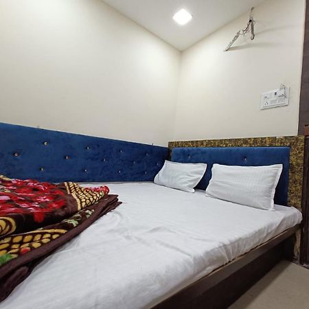 Blue Tower Hotell Ujjain Exteriör bild